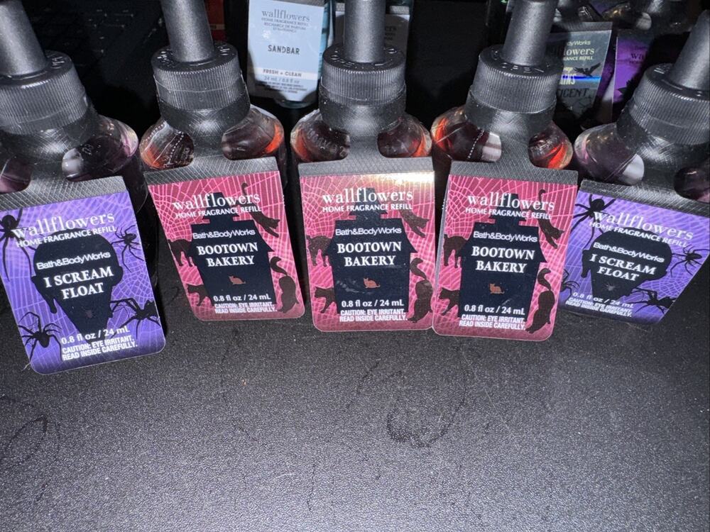 5 Bath & Body Works Wallflower Refill Bulb Halloween BOOTOWN BAKERY Scream Float
